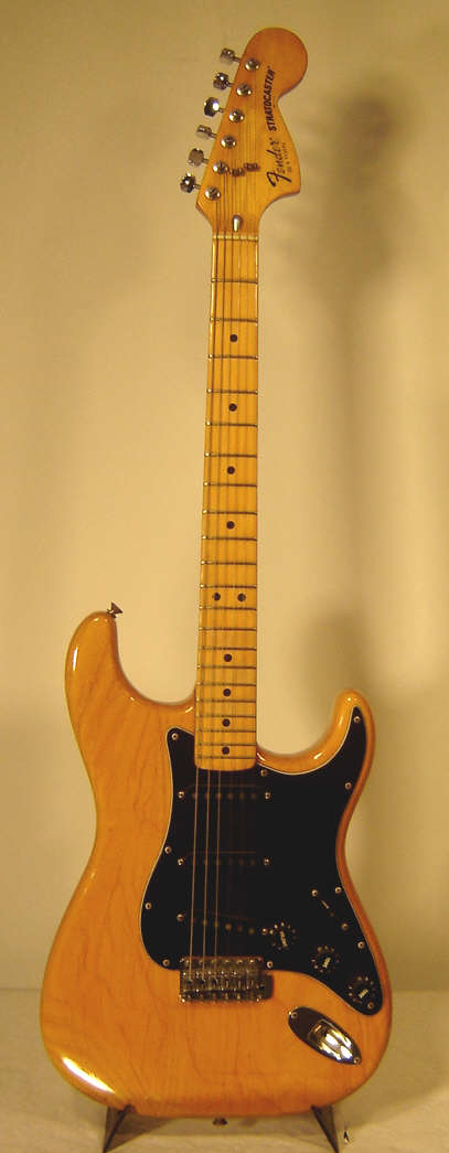 Fender Stratocaster 1979 natural a.jpg